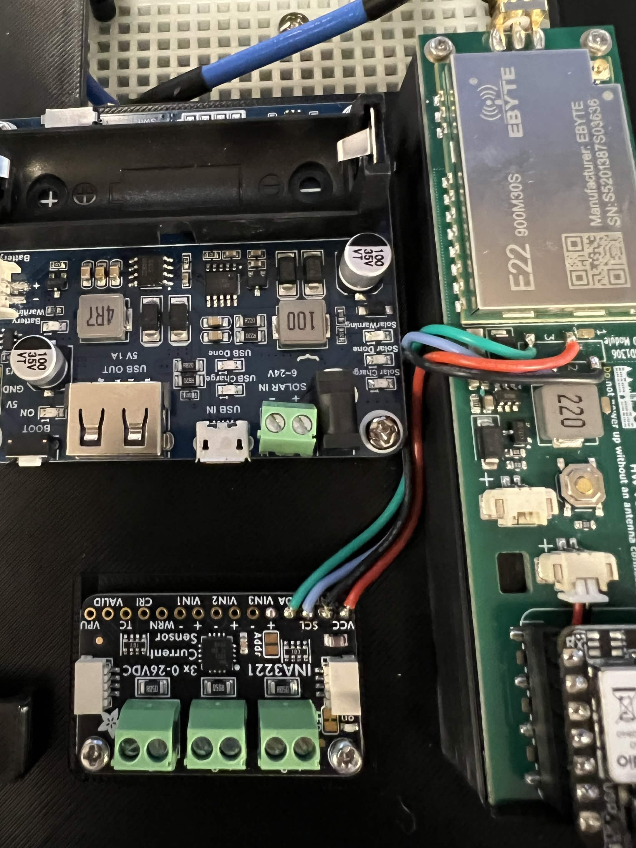 Unverified optional INA3221 connection to the Ikoka display-header area